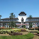 Zen Rooms Halimun Palasari
